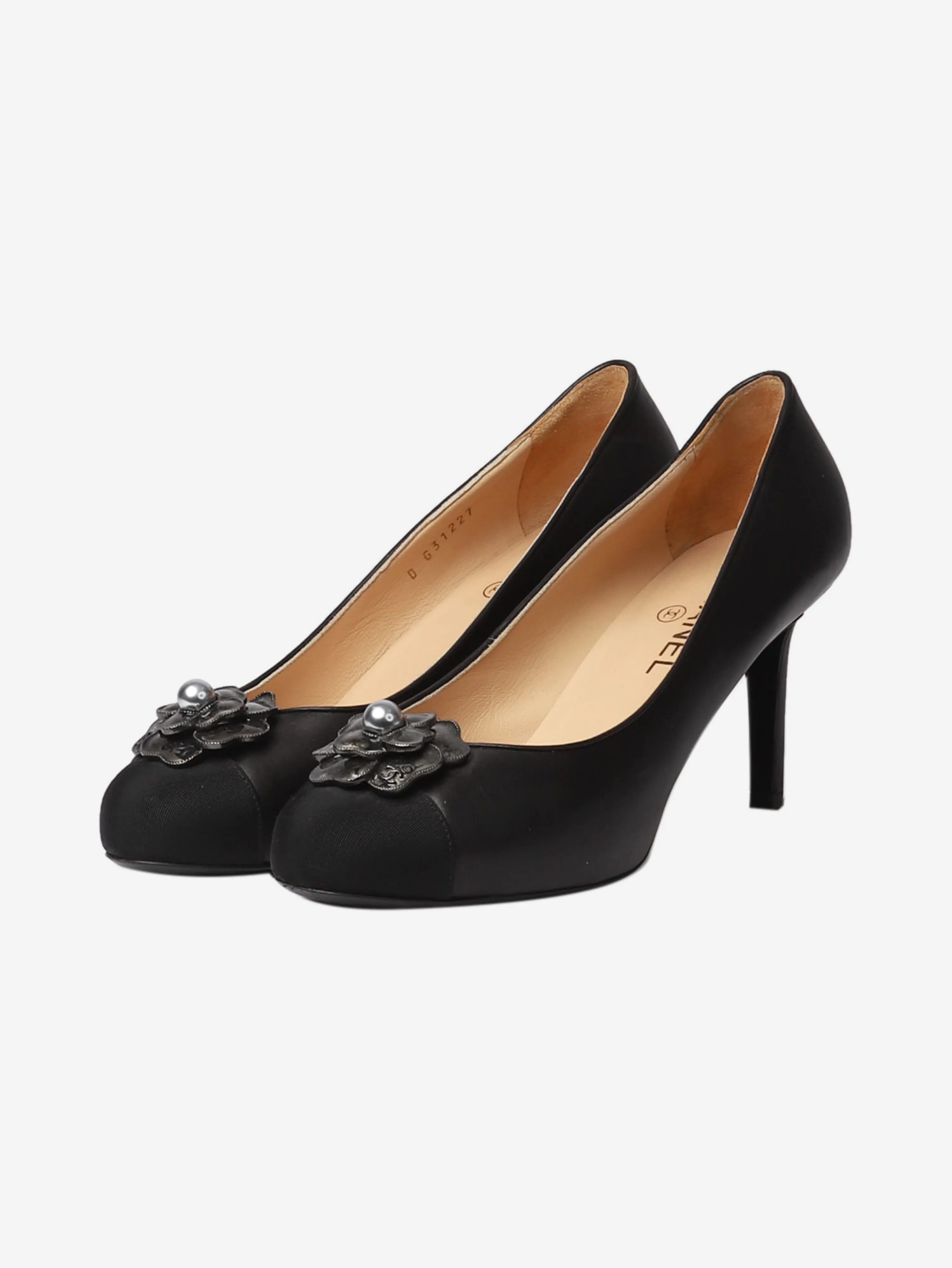 Black leather pumps - size EU 39