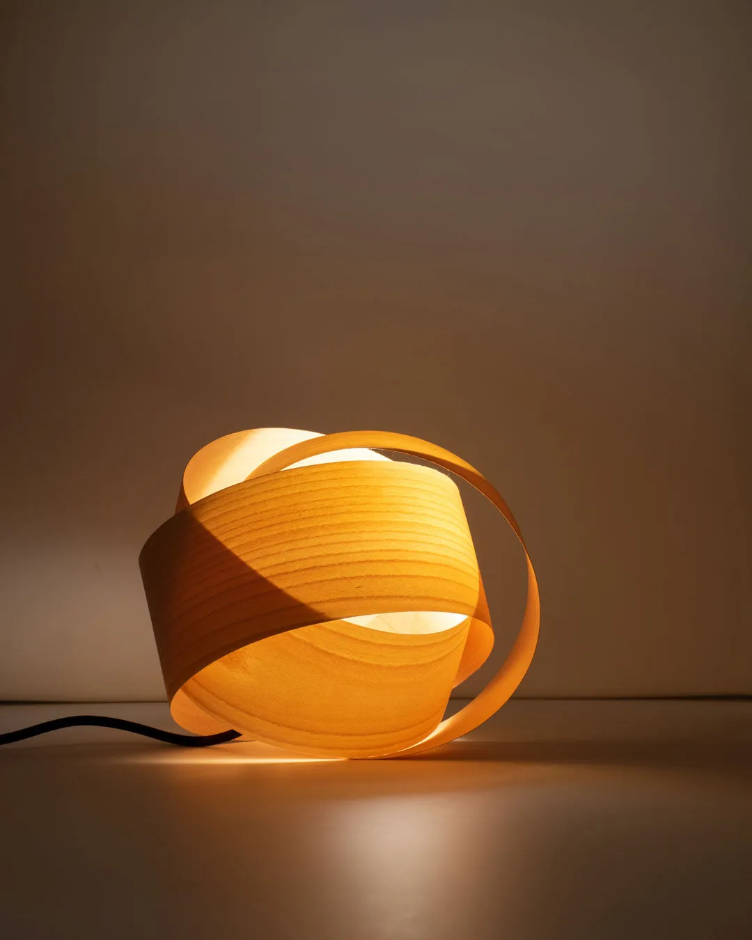 Cabdell Lamp