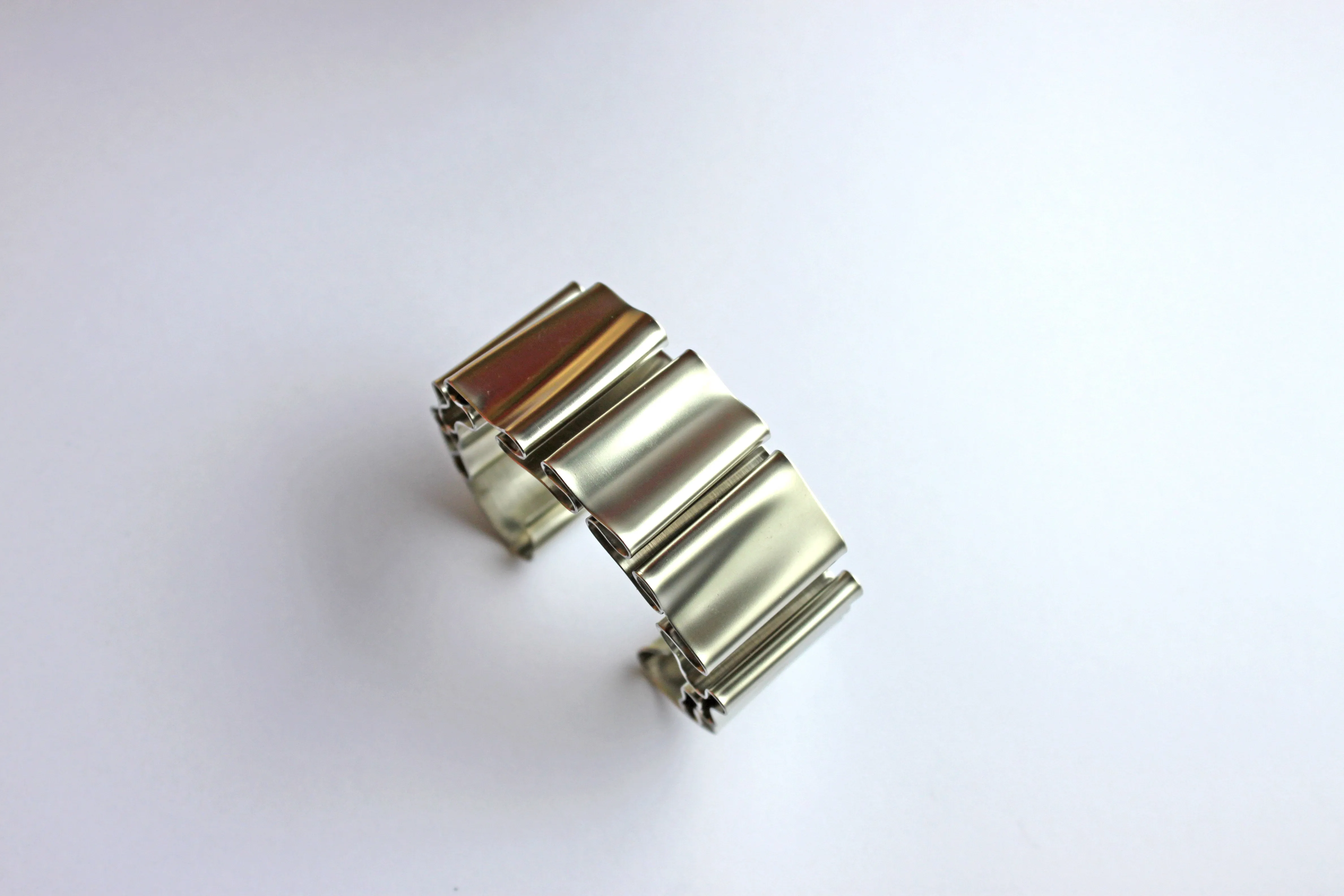 CABO | Mermaid's Tail Collection | Straight Metal Bangle | Matte/Silver