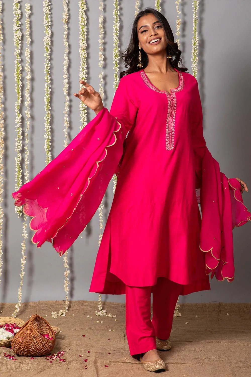 Chand Gulabi Cotton silk Kurta with Organza silk Dupatta - Set of 3