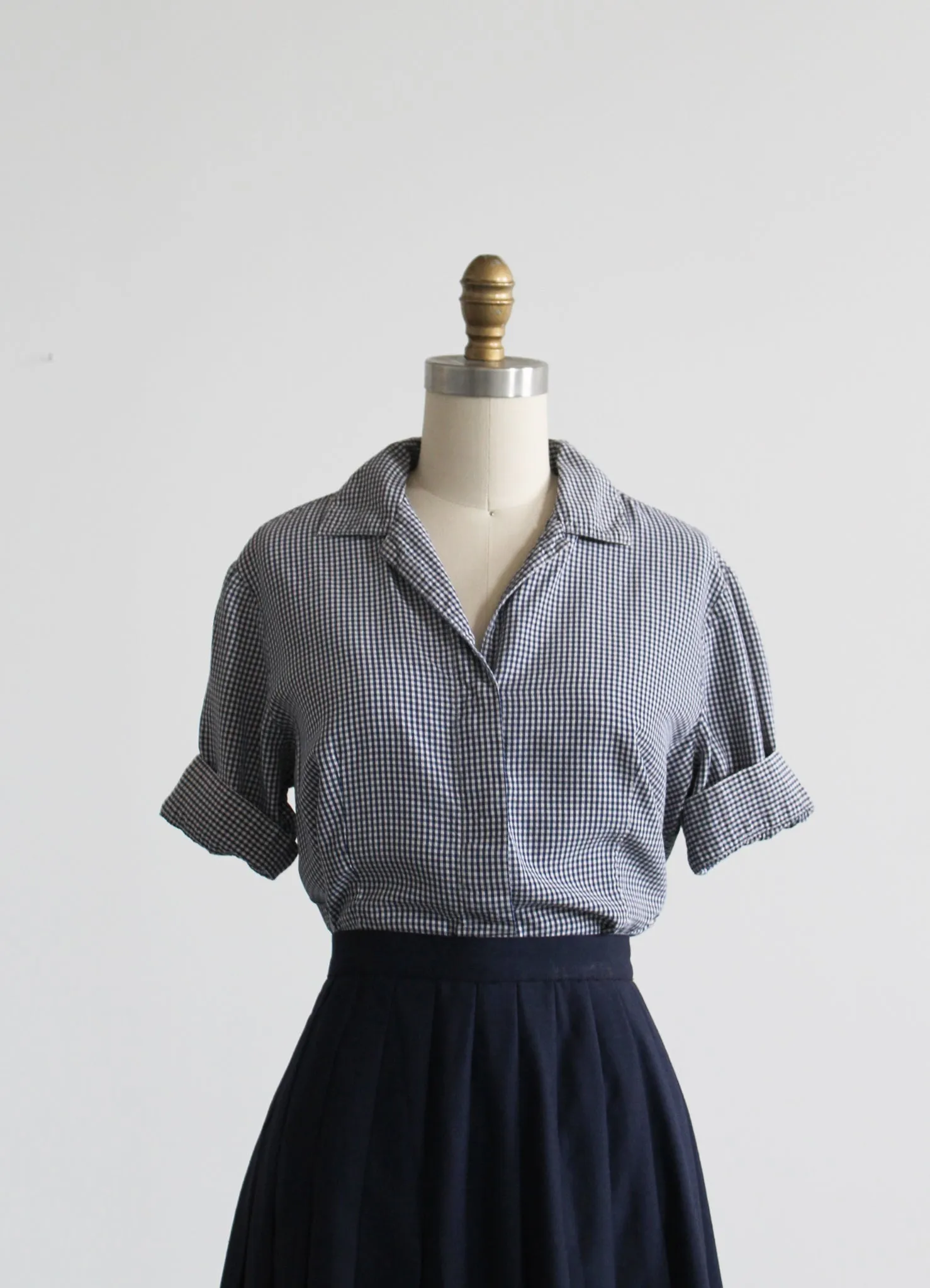 chesapeake button up