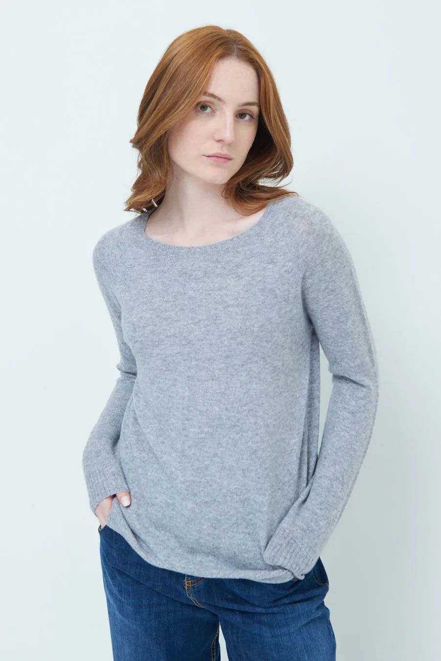 Classic crew neck knit sweater wholesale