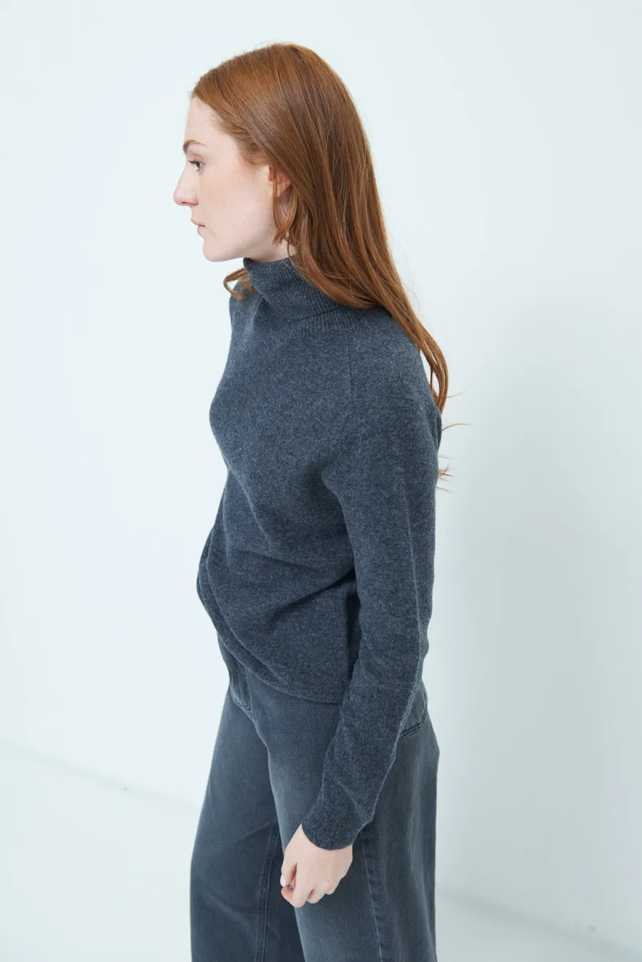 Cozy turtleneck sweater wholesale