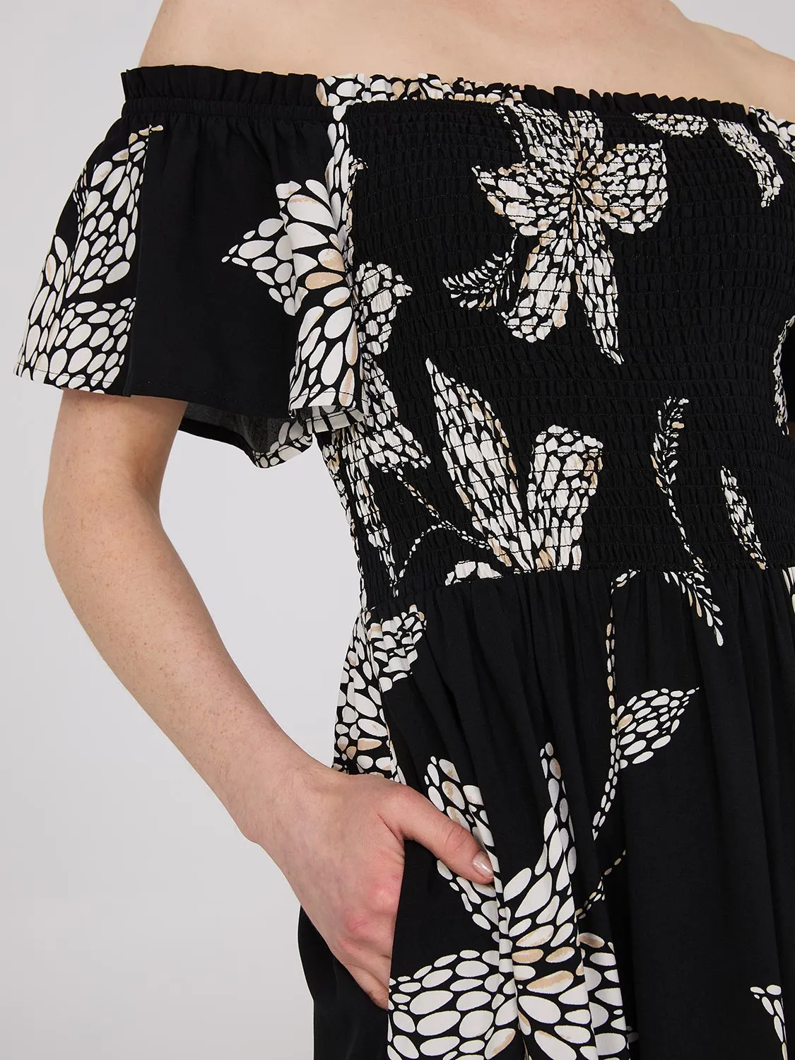 Floral Print Flutter Sleeve Maxi Dress