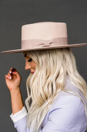 Lola Stiff Brim Hat in Blush