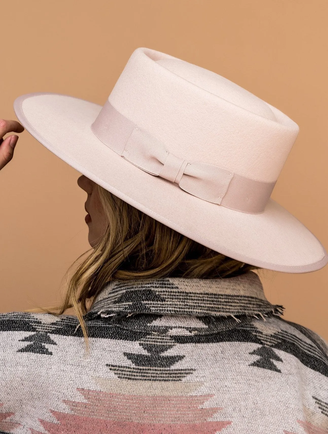 Lola Stiff Brim Hat in Blush