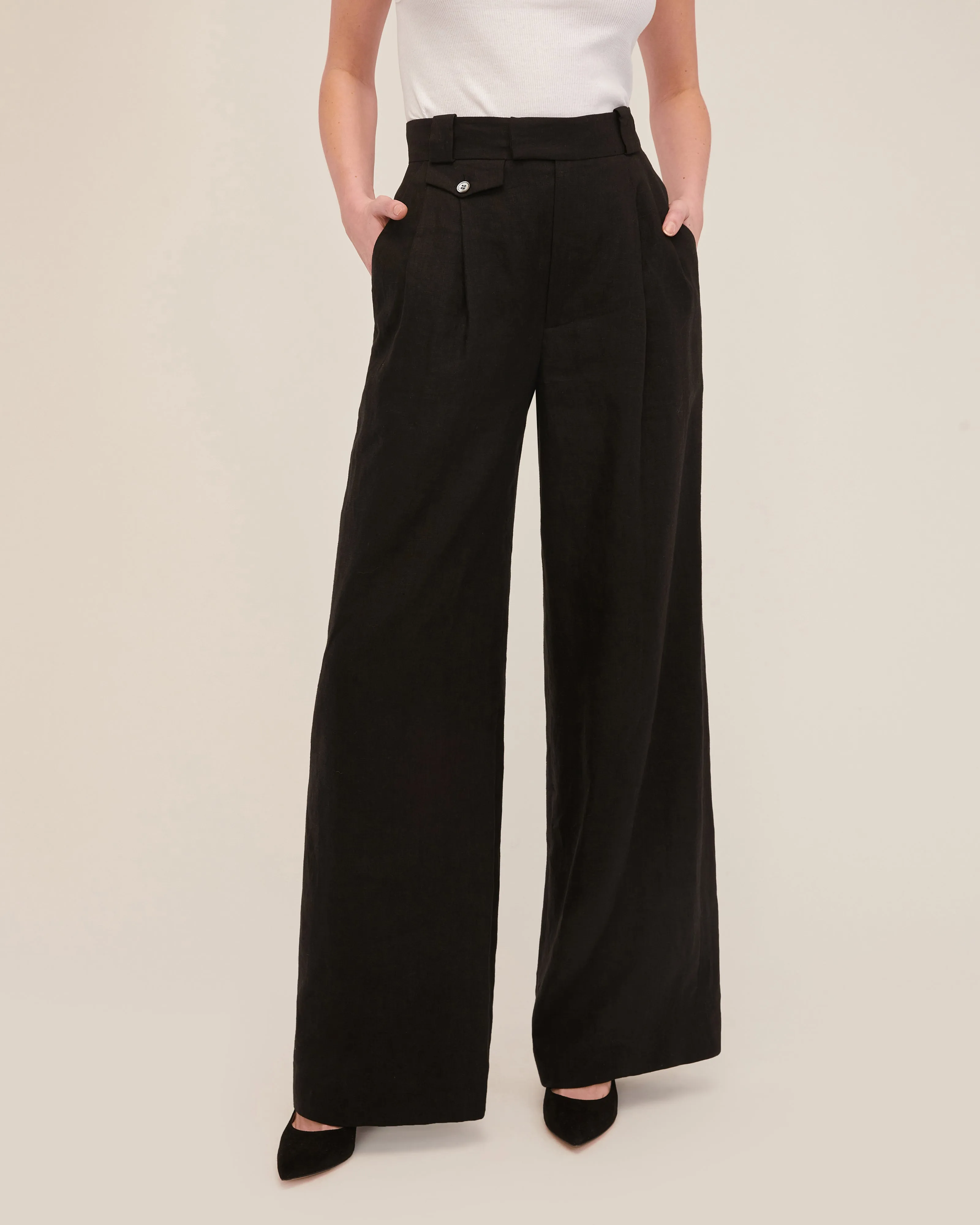 Solea Linen Wide Leg Trouser in Black